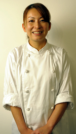 Bistro La Chanson Delicatessen DeliXXuiEV\j@쏹q@Masako Ogino